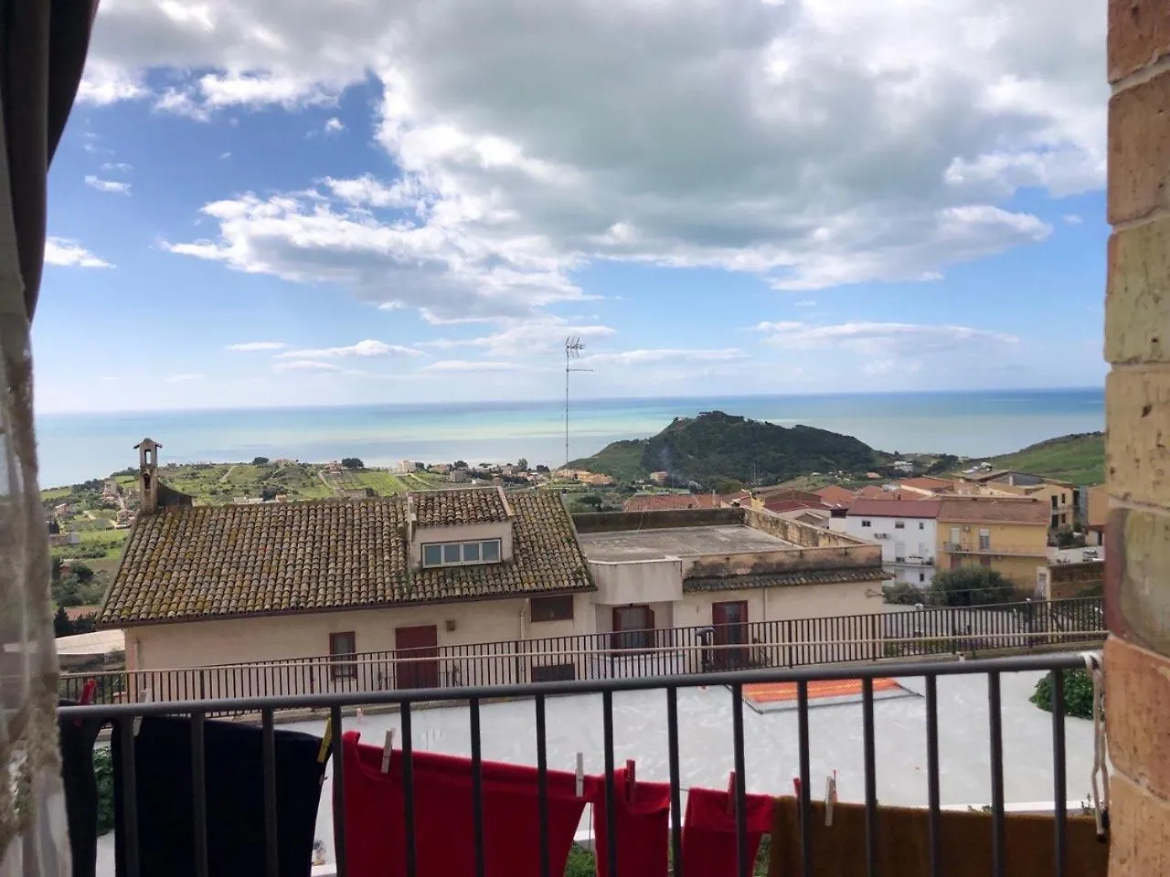 Holiday home Casa Vacanza La Guardiola Realmonte Italy